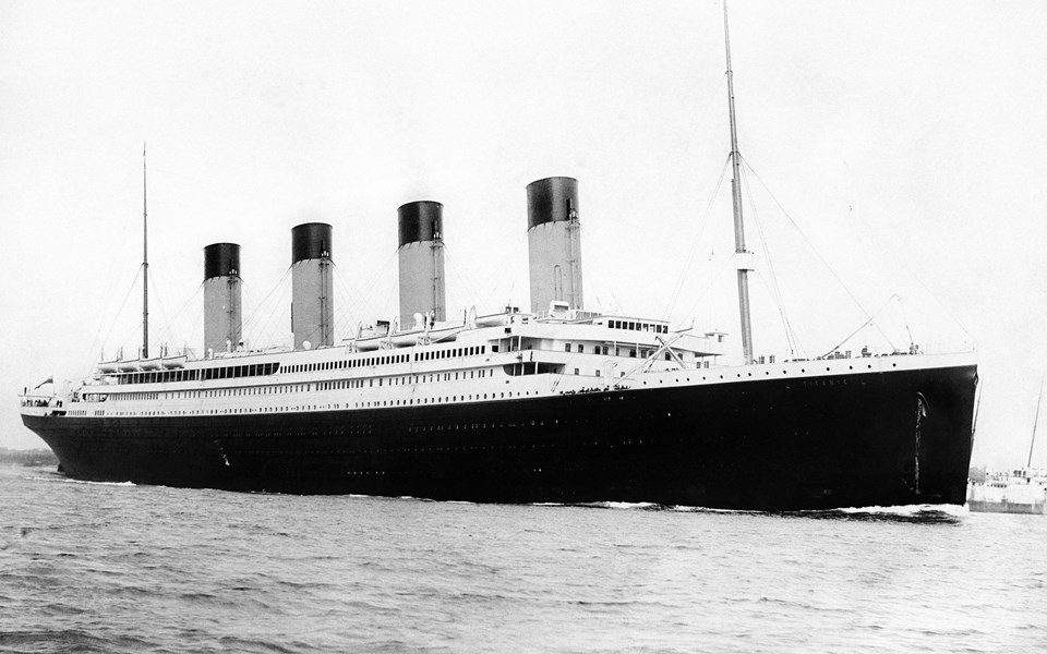 Titanic Departing Southampton Apr 10 1912