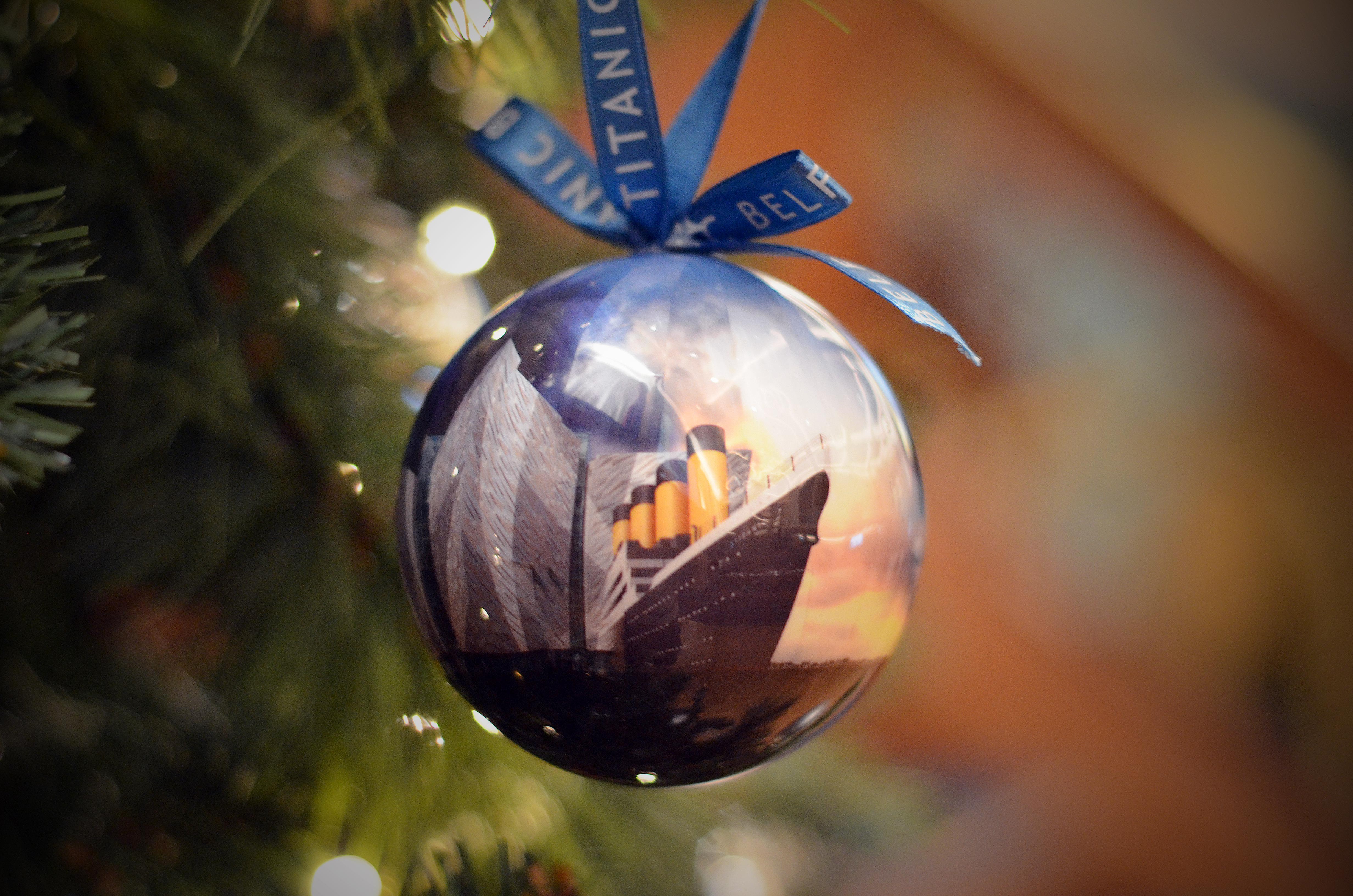 TB Christmas Bauble
